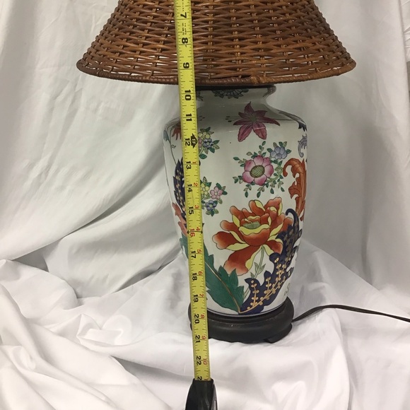 Vintage Hand made Rattan lampshade - Picture 12 of 14